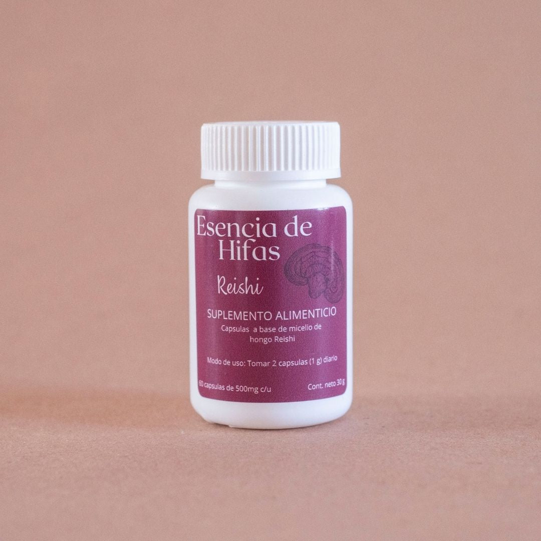 Suplemento natural en capsulas a base del hongo adaptógeno Reishi (Ganoderma lucidum).