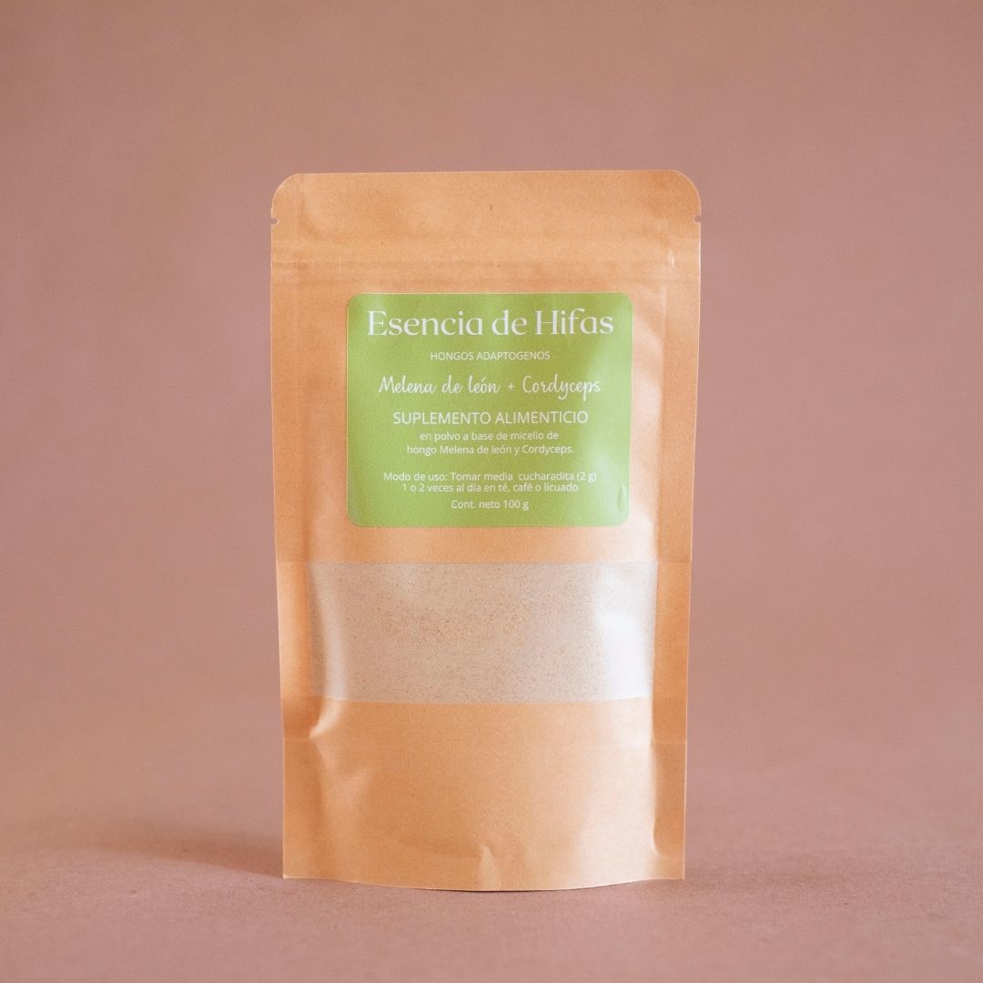 Suplemento natural en polvo a base de la mezcla de los hongos adaptógenos Cordyceps y Melena de León.