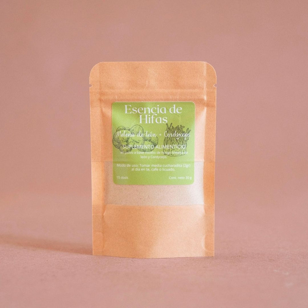 Suplemento natural en polvo a base de la mezcla de los hongos adaptógenos Cordyceps y Melena de León.